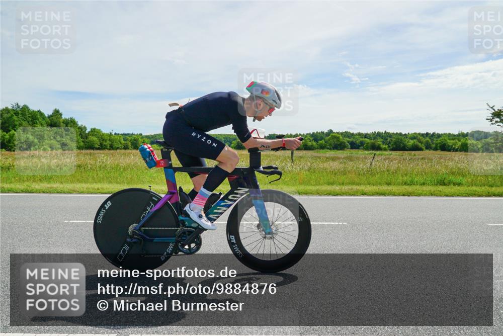 21.06.2026 - Viking Triathlon Michael Burmester http://msf.ph/oto/9884876 21.06.2026 11:28:06 Radfahren 38, 72, 95, 186, 241, 315, 355, 357, 422, 439, 655, 670 meine-sportfotos.de