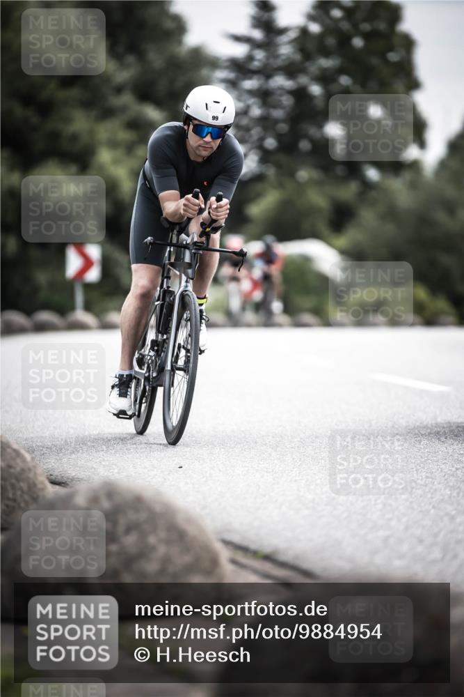 21.06.2026 - 29. Vierlanden-Triathlon H.Heesch http://msf.ph/oto/9884954 21.06.2026 10:36:44 Radfahren 51, 55, 78, 99, 106, 128, 177, 197, 292, 298 meine-sportfotos.de