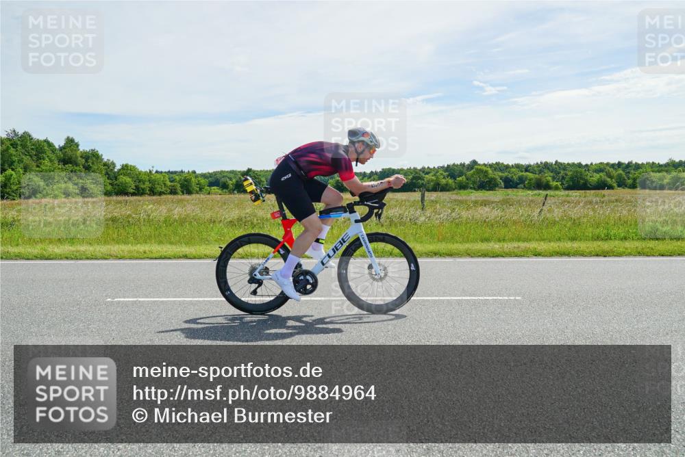 21.06.2026 - Viking Triathlon Michael Burmester http://msf.ph/oto/9884964 21.06.2026 11:29:19 Radfahren 253, 286, 359, 375, 459, 552, 616, 619, 631, 631, 660 meine-sportfotos.de