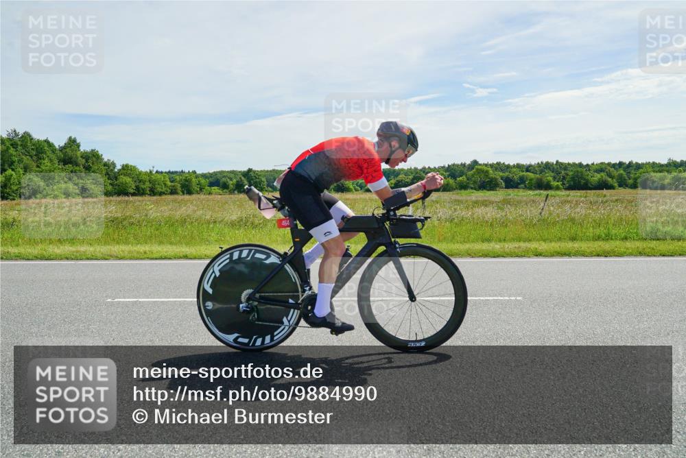21.06.2026 - Viking Triathlon Michael Burmester http://msf.ph/oto/9884990 21.06.2026 11:29:57 Radfahren 34, 45, 125, 150, 167, 188, 220, 300, 327, 340, 356, 464, 519, 601, 615, 656, 663 meine-sportfotos.de