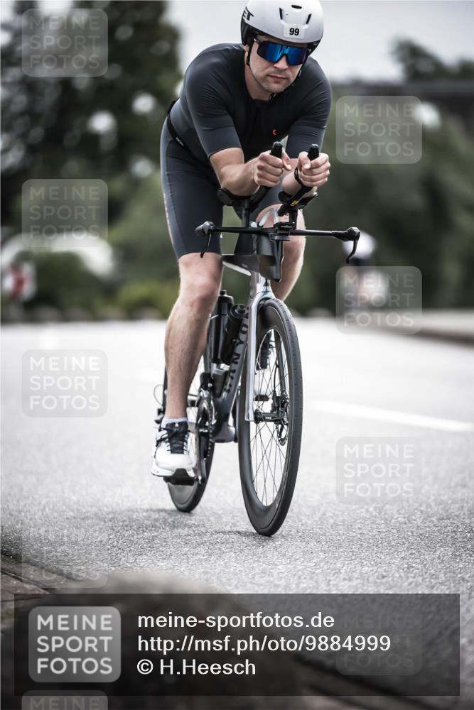 21.06.2026 - 29. Vierlanden-Triathlon H.Heesch http://msf.ph/oto/9884999 21.06.2026 10:36:45 Radfahren 51, 55, 78, 99, 106, 128, 197, 292 meine-sportfotos.de