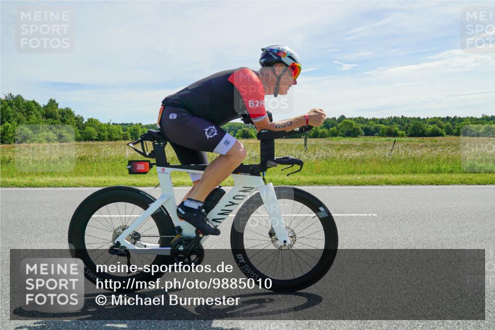 21.06.2026 - Viking Triathlon Michael Burmester http://msf.ph/oto/9885010 21.06.2026 11:30:01 Radfahren 34, 45, 125, 127, 150, 167, 188, 220, 300, 327, 333, 340, 356, 464, 519, 601, 615, 646, 656, 663 meine-sportfotos.de