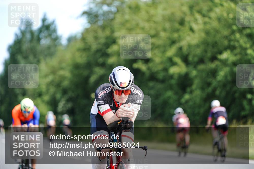 21.06.2026 - Viking Triathlon Michael Burmester http://msf.ph/oto/9885024 21.06.2026 11:20:41 Radfahren 7, 100, 102, 170, 200, 237, 342, 391, 404, 498, 517, 543, 561, 568 meine-sportfotos.de