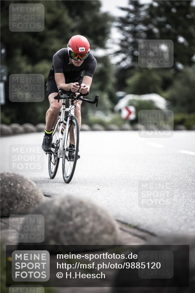 21.06.2026 - 29. Vierlanden-Triathlon H.Heesch http://msf.ph/oto/9885120 21.06.2026 10:36:50 Radfahren 55, 128, 197, 264, 292 meine-sportfotos.de