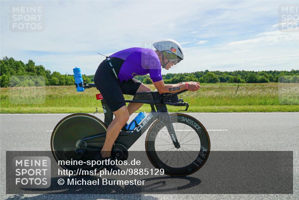 21.06.2026 - Viking Triathlon Michael Burmester http://msf.ph/oto/9885129 21.06.2026 11:31:13 Radfahren 62, 489, 492, 493 meine-sportfotos.de