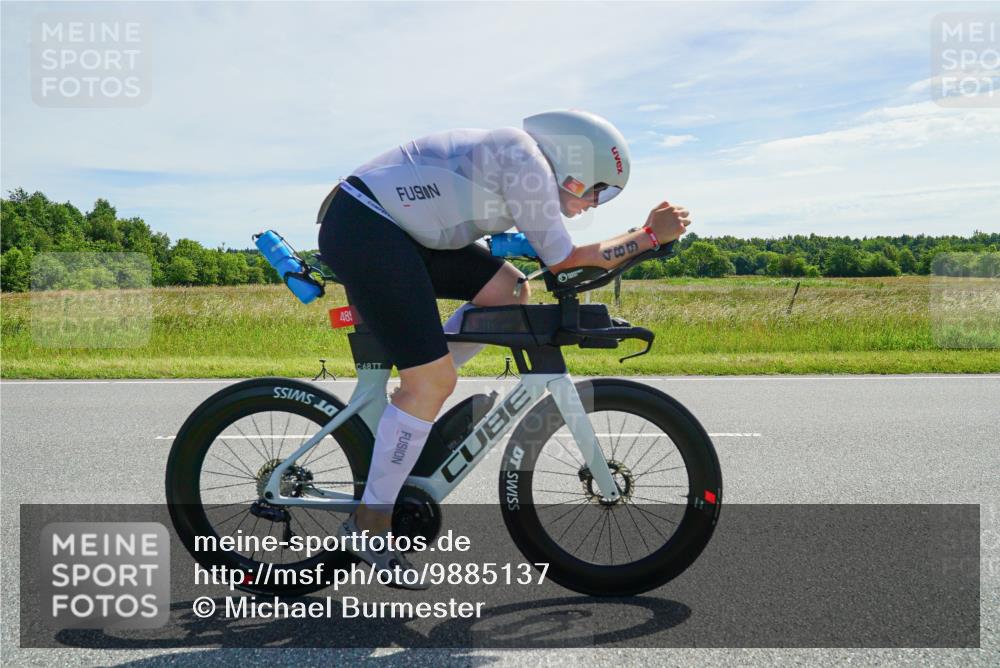 21.06.2026 - Viking Triathlon Michael Burmester http://msf.ph/oto/9885137 21.06.2026 11:31:17 Radfahren 62, 489, 492, 493 meine-sportfotos.de
