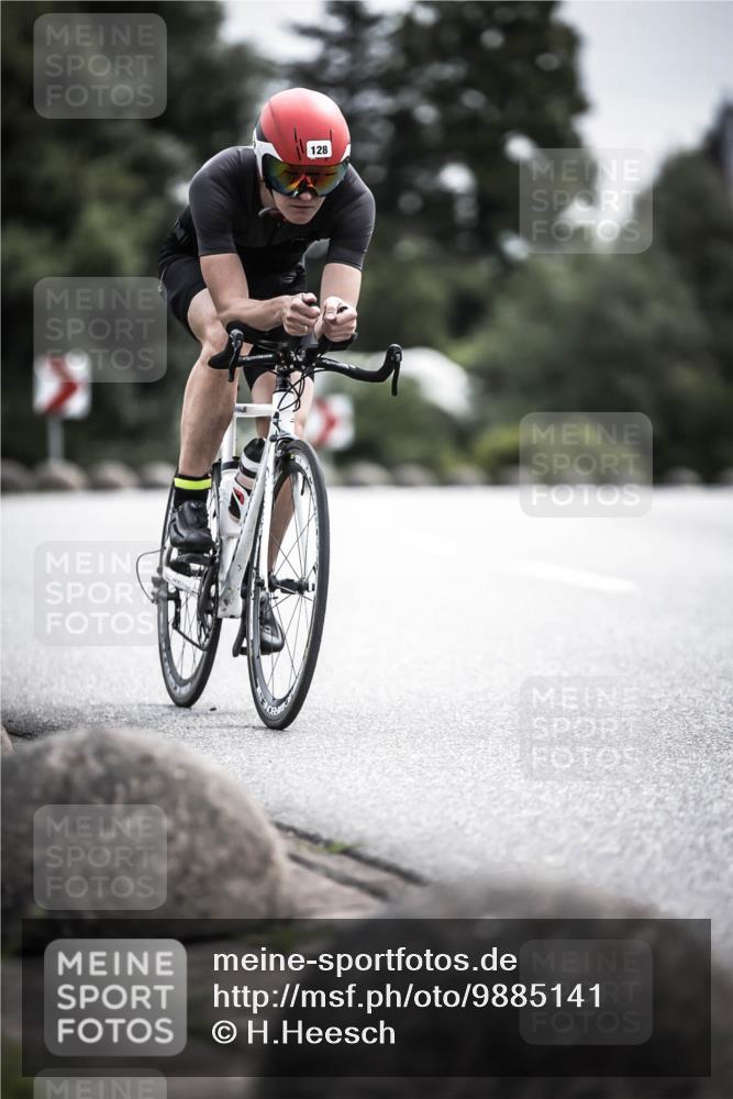 21.06.2026 - 29. Vierlanden-Triathlon H.Heesch http://msf.ph/oto/9885141 21.06.2026 10:36:50 Radfahren 55, 128, 197, 264, 292 meine-sportfotos.de