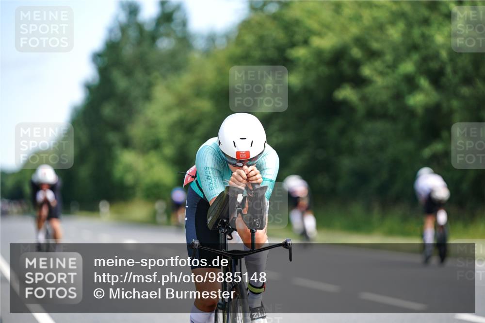 21.06.2026 - Viking Triathlon Michael Burmester http://msf.ph/oto/9885148 21.06.2026 11:21:06 Radfahren 7, 7, 25, 283, 307, 342, 365, 374, 380, 433, 433, 517, 547, 575, 606, 667 meine-sportfotos.de