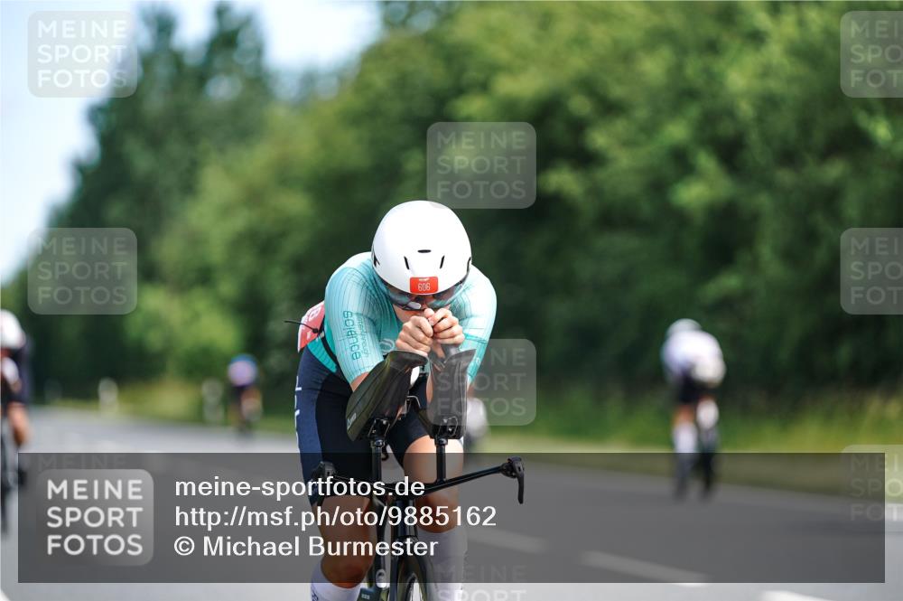 21.06.2026 - Viking Triathlon Michael Burmester http://msf.ph/oto/9885162 21.06.2026 11:21:06 Radfahren 7, 7, 25, 283, 307, 342, 365, 374, 380, 433, 433, 517, 547, 575, 606, 667 meine-sportfotos.de