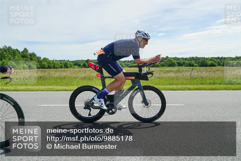 21.06.2026 - Viking Triathlon Michael Burmester http://msf.ph/oto/9885178 21.06.2026 11:31:40 Radfahren 14, 80, 88, 93, 109, 145, 180, 195, 202, 206, 302, 325, 379, 379, 383, 446, 454, 461, 482, 500, 528, 614 meine-sportfotos.de