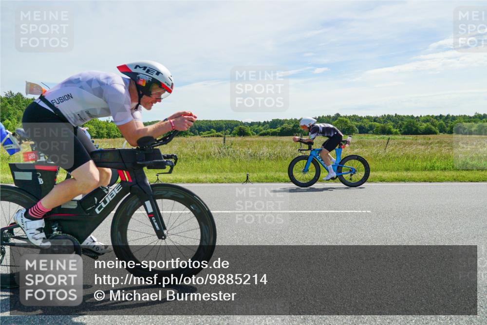21.06.2026 - Viking Triathlon Michael Burmester http://msf.ph/oto/9885214 21.06.2026 11:32:14 Radfahren 22, 153, 168, 193, 351, 479, 511, 530, 542, 590 meine-sportfotos.de
