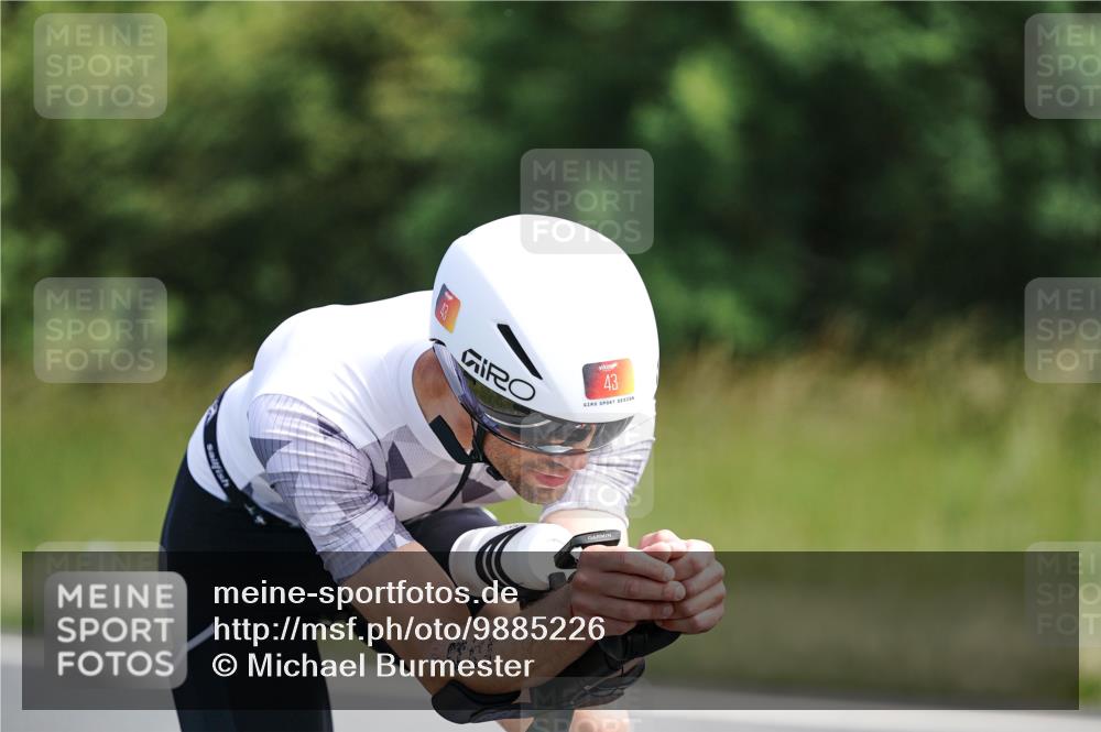 21.06.2026 - Viking Triathlon Michael Burmester http://msf.ph/oto/9885226 21.06.2026 11:21:30 Radfahren 24, 40, 43, 51, 76, 76, 82, 171, 203, 285, 298, 328, 365, 427, 433, 640, 648 meine-sportfotos.de