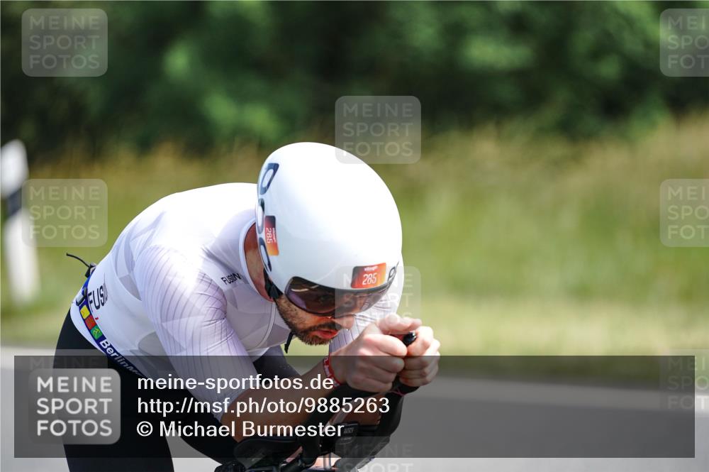 21.06.2026 - Viking Triathlon Michael Burmester http://msf.ph/oto/9885263 21.06.2026 11:21:35 Radfahren 24, 40, 43, 51, 76, 76, 82, 171, 203, 269, 285, 298, 328, 427, 640, 648 meine-sportfotos.de