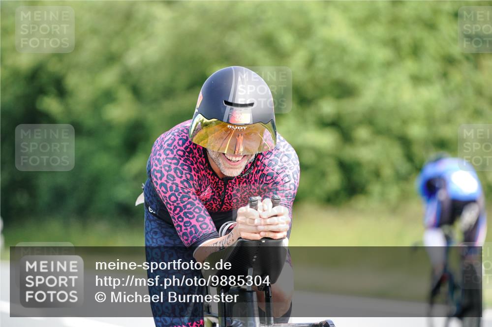 21.06.2026 - Viking Triathlon Michael Burmester http://msf.ph/oto/9885304 21.06.2026 11:21:42 Radfahren 24, 26, 40, 51, 76, 92, 171, 203, 205, 269, 285, 298, 328, 640, 648, 652 meine-sportfotos.de