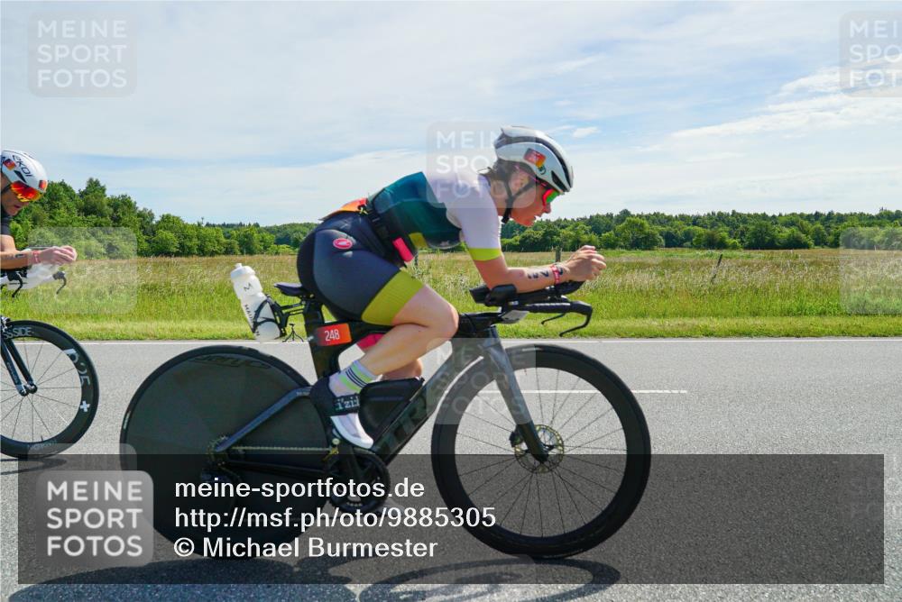 21.06.2026 - Viking Triathlon Michael Burmester http://msf.ph/oto/9885305 21.06.2026 11:32:49 Radfahren 33, 71, 114, 137, 151, 233, 243, 248, 392, 398, 414, 415, 447, 550, 627, 627, 636, 637, 641 meine-sportfotos.de