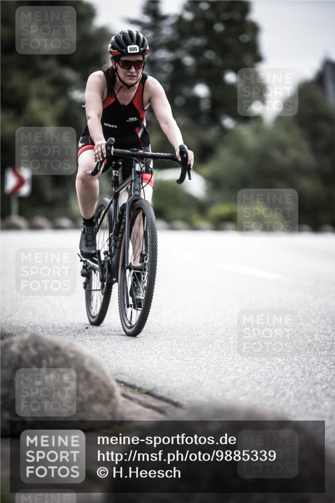 21.06.2026 - 29. Vierlanden-Triathlon H.Heesch http://msf.ph/oto/9885339 21.06.2026 10:37:09 Radfahren 7, 40, 61, 500 meine-sportfotos.de