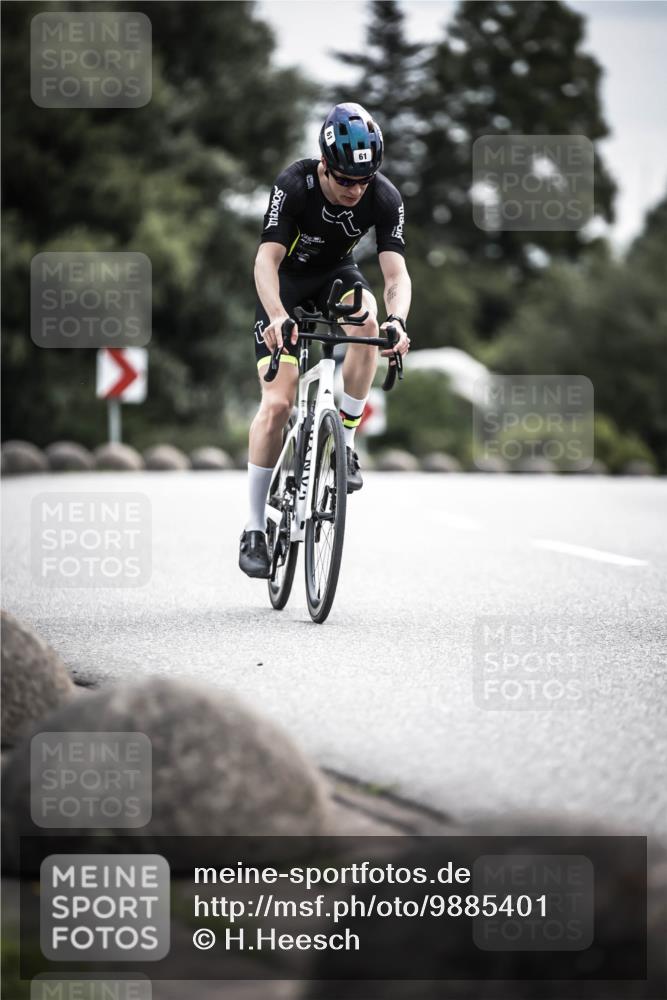 21.06.2026 - 29. Vierlanden-Triathlon H.Heesch http://msf.ph/oto/9885401 21.06.2026 10:37:14 Radfahren 7, 61, 161, 345, 500 meine-sportfotos.de