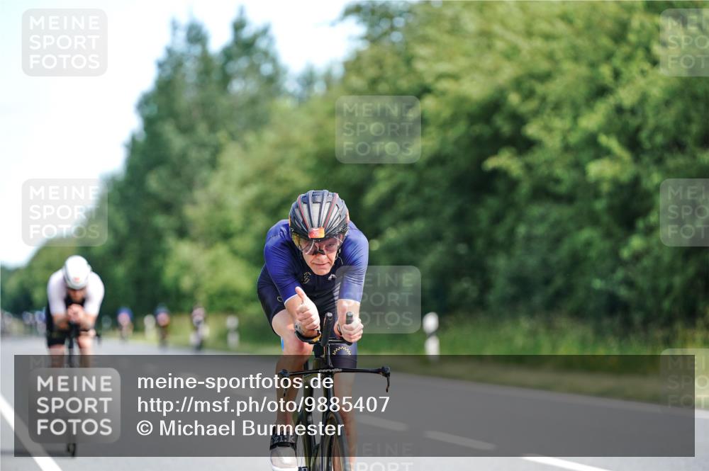 21.06.2026 - Viking Triathlon Michael Burmester http://msf.ph/oto/9885407 21.06.2026 11:22:03 Radfahren 26, 92, 178, 194, 205, 269, 385, 603, 652 meine-sportfotos.de