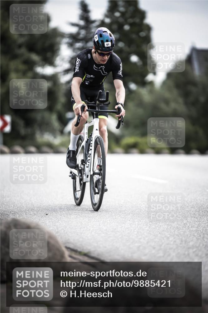 21.06.2026 - 29. Vierlanden-Triathlon H.Heesch http://msf.ph/oto/9885421 21.06.2026 10:37:14 Radfahren 7, 61, 161, 345, 500 meine-sportfotos.de