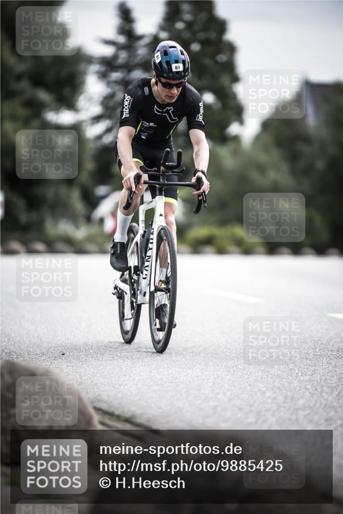 21.06.2026 - 29. Vierlanden-Triathlon H.Heesch http://msf.ph/oto/9885425 21.06.2026 10:37:14 Radfahren 7, 61, 161, 345, 500 meine-sportfotos.de