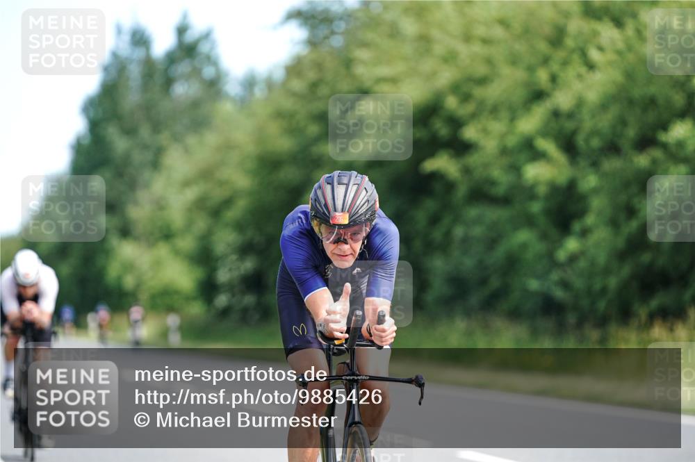 21.06.2026 - Viking Triathlon Michael Burmester http://msf.ph/oto/9885426 21.06.2026 11:22:04 Radfahren 26, 92, 178, 194, 205, 385, 603, 652 meine-sportfotos.de