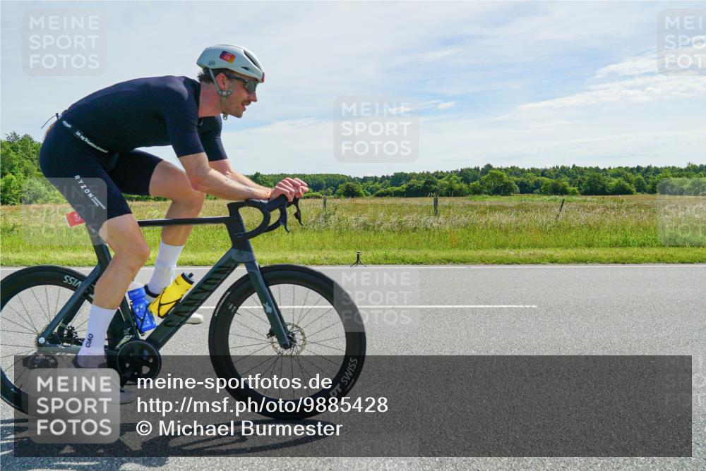 21.06.2026 - Viking Triathlon Michael Burmester http://msf.ph/oto/9885428 21.06.2026 11:33:34 Radfahren 339, 376, 389, 403, 453, 453, 457, 486, 487, 487, 496, 506, 520, 521 meine-sportfotos.de
