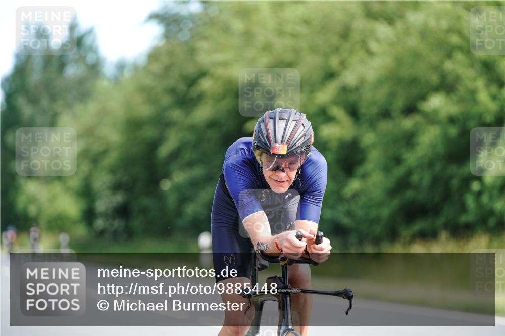 21.06.2026 - Viking Triathlon Michael Burmester http://msf.ph/oto/9885448 21.06.2026 11:22:04 Radfahren 26, 92, 178, 194, 205, 385, 603, 652 meine-sportfotos.de