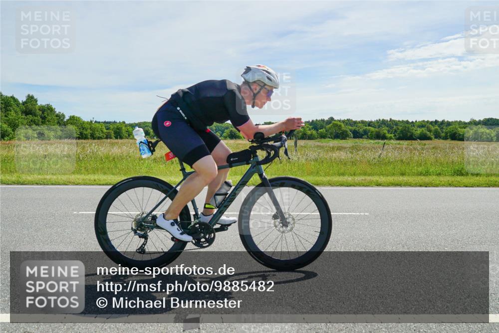 21.06.2026 - Viking Triathlon Michael Burmester http://msf.ph/oto/9885482 21.06.2026 11:35:13 Radfahren 9, 217, 231, 278, 278, 279, 318, 345 meine-sportfotos.de
