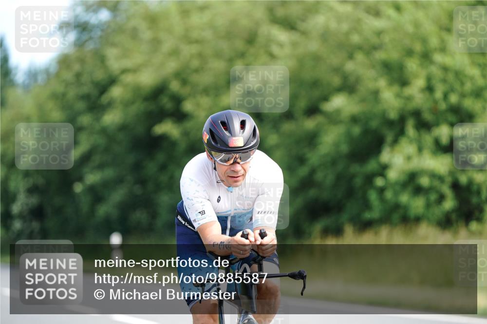 21.06.2026 - Viking Triathlon Michael Burmester http://msf.ph/oto/9885587 21.06.2026 11:22:37 Radfahren 136, 161, 174, 272, 475, 512, 564, 621 meine-sportfotos.de