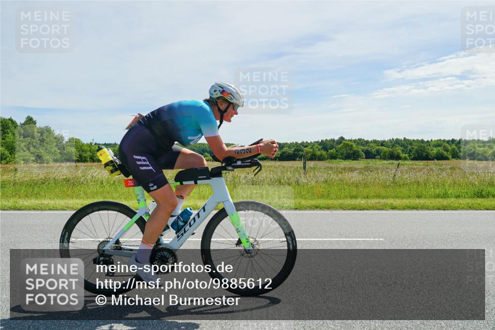 21.06.2026 - Viking Triathlon Michael Burmester http://msf.ph/oto/9885612 21.06.2026 11:36:27 Radfahren 42, 42, 47, 232, 242, 311, 372, 388, 440, 524, 529, 529, 536, 537, 576, 602 meine-sportfotos.de