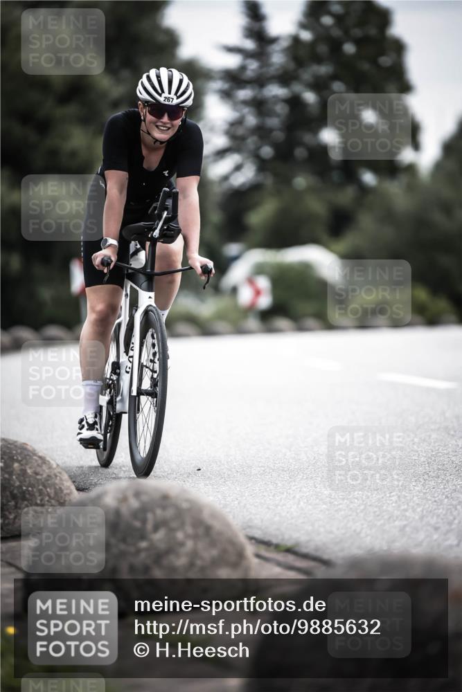 21.06.2026 - 29. Vierlanden-Triathlon H.Heesch http://msf.ph/oto/9885632 21.06.2026 10:37:35 Radfahren 252, 267 meine-sportfotos.de