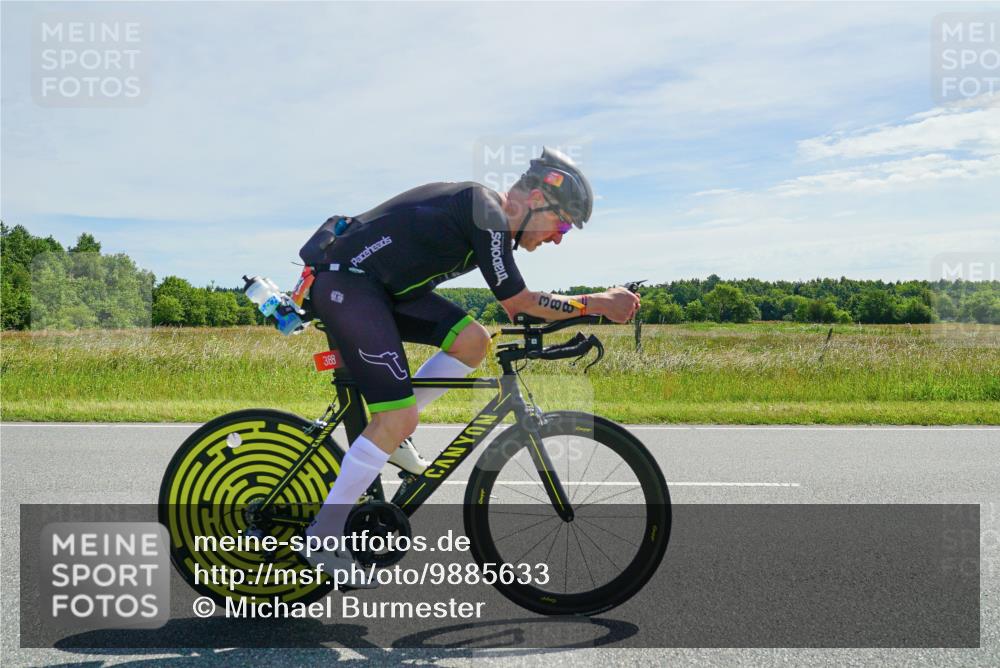 21.06.2026 - Viking Triathlon Michael Burmester http://msf.ph/oto/9885633 21.06.2026 11:36:33 Radfahren 42, 42, 232, 341, 372, 388, 440, 529, 536, 537, 551, 576, 602, 623 meine-sportfotos.de
