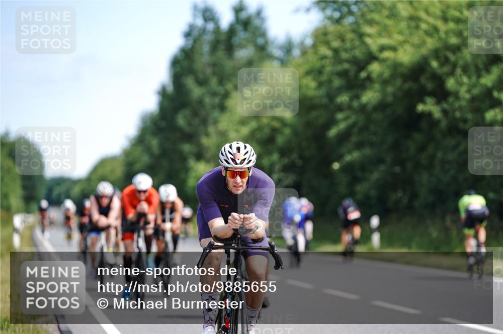 21.06.2026 - Viking Triathlon Michael Burmester http://msf.ph/oto/9885655 21.06.2026 11:24:42 Radfahren 55, 55, 64, 68, 117, 182, 199, 255, 267, 386, 397, 413, 424, 490, 502, 545, 612, 634 meine-sportfotos.de