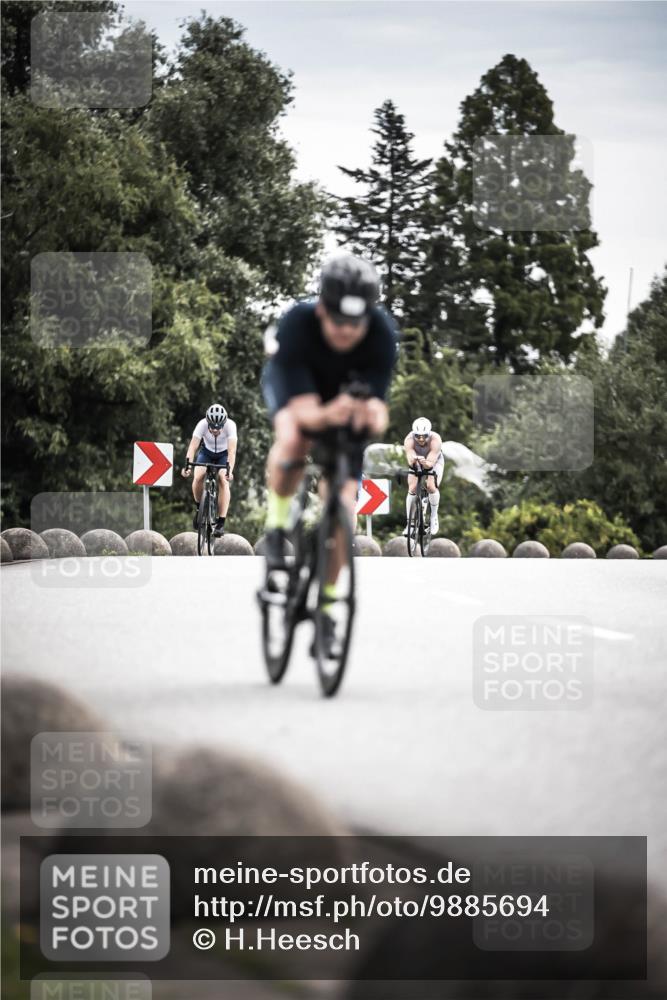 21.06.2026 - 29. Vierlanden-Triathlon H.Heesch http://msf.ph/oto/9885694 21.06.2026 10:37:45 Radfahren 20, 27, 35, 67, 233, 275, 336, 361, 395, 429 meine-sportfotos.de