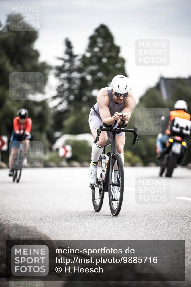 21.06.2026 - 29. Vierlanden-Triathlon H.Heesch http://msf.ph/oto/9885716 21.06.2026 10:37:49 Radfahren 20, 27, 35, 67, 233, 275, 336, 429, 437 meine-sportfotos.de