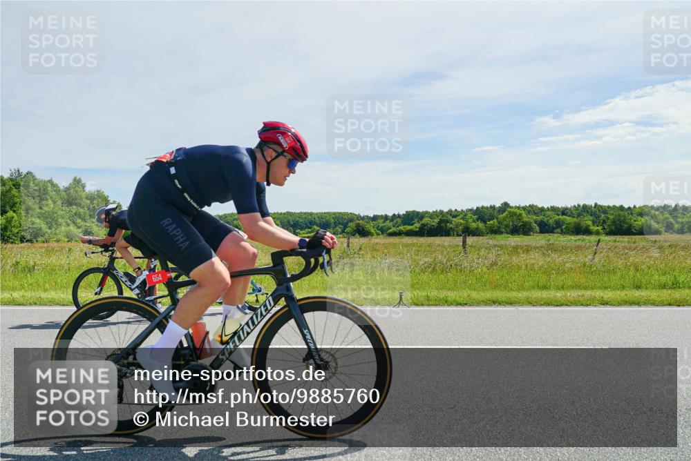 21.06.2026 - Viking Triathlon Michael Burmester http://msf.ph/oto/9885760 21.06.2026 11:38:26 Radfahren 1, 4, 17, 43, 82, 208, 230, 285, 328, 469, 494, 635, 644, 654 meine-sportfotos.de