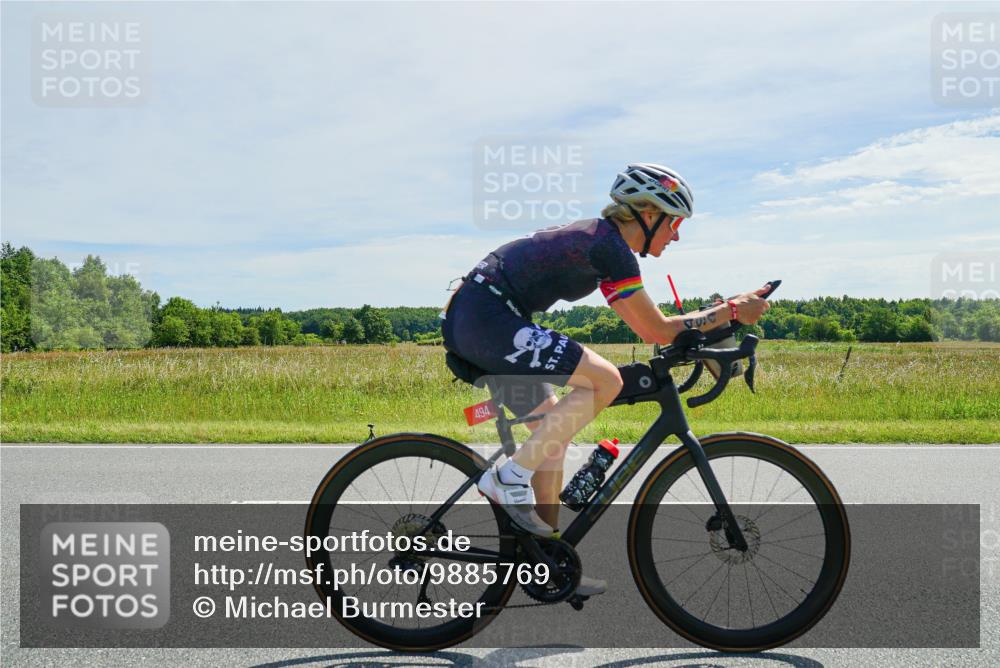 21.06.2026 - Viking Triathlon Michael Burmester http://msf.ph/oto/9885769 21.06.2026 11:38:35 Radfahren 1, 4, 17, 43, 82, 139, 208, 230, 268, 285, 328, 469, 494, 563, 654 meine-sportfotos.de