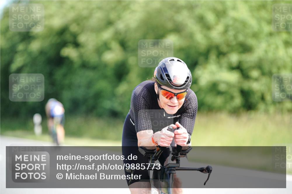 21.06.2026 - Viking Triathlon Michael Burmester http://msf.ph/oto/9885773 21.06.2026 11:24:47 Radfahren 55, 55, 64, 68, 117, 182, 199, 255, 267, 386, 397, 413, 413, 502, 515, 545, 612, 634 meine-sportfotos.de