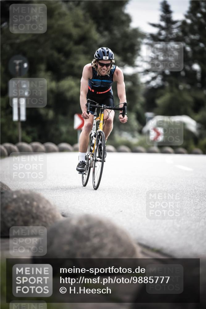 21.06.2026 - 29. Vierlanden-Triathlon H.Heesch http://msf.ph/oto/9885777 21.06.2026 10:38:46 Radfahren 56, 82 meine-sportfotos.de