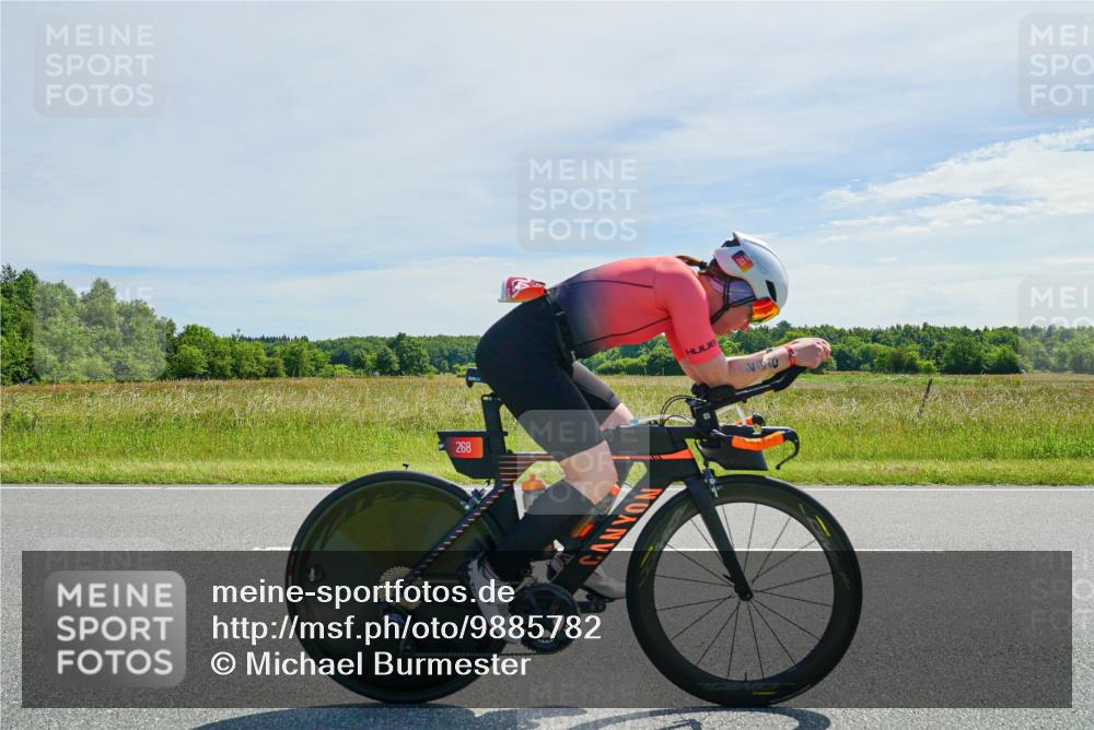 21.06.2026 - Viking Triathlon Michael Burmester http://msf.ph/oto/9885782 21.06.2026 11:38:44 Radfahren 43, 82, 100, 139, 164, 171, 208, 268, 285, 494, 531, 563, 605, 638, 648 meine-sportfotos.de
