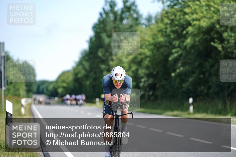 21.06.2026 - Viking Triathlon Michael Burmester http://msf.ph/oto/9885804 21.06.2026 11:24:51 Radfahren 55, 55, 59, 64, 68, 117, 182, 199, 255, 386, 413, 413, 502, 515, 545, 612 meine-sportfotos.de