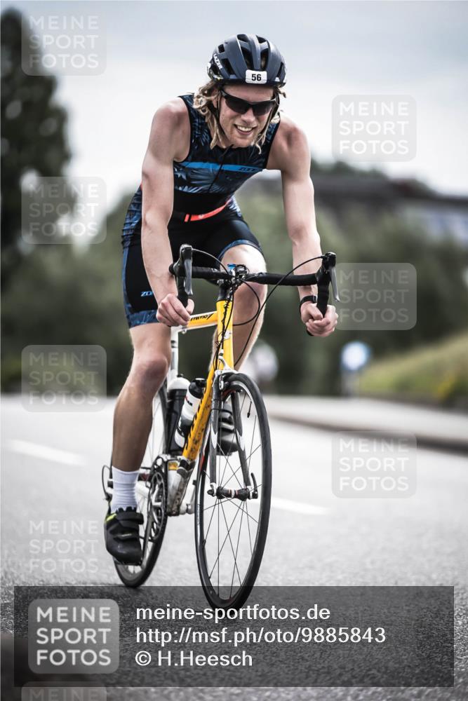 21.06.2026 - 29. Vierlanden-Triathlon H.Heesch http://msf.ph/oto/9885843 21.06.2026 10:38:47 Radfahren 56, 82 meine-sportfotos.de