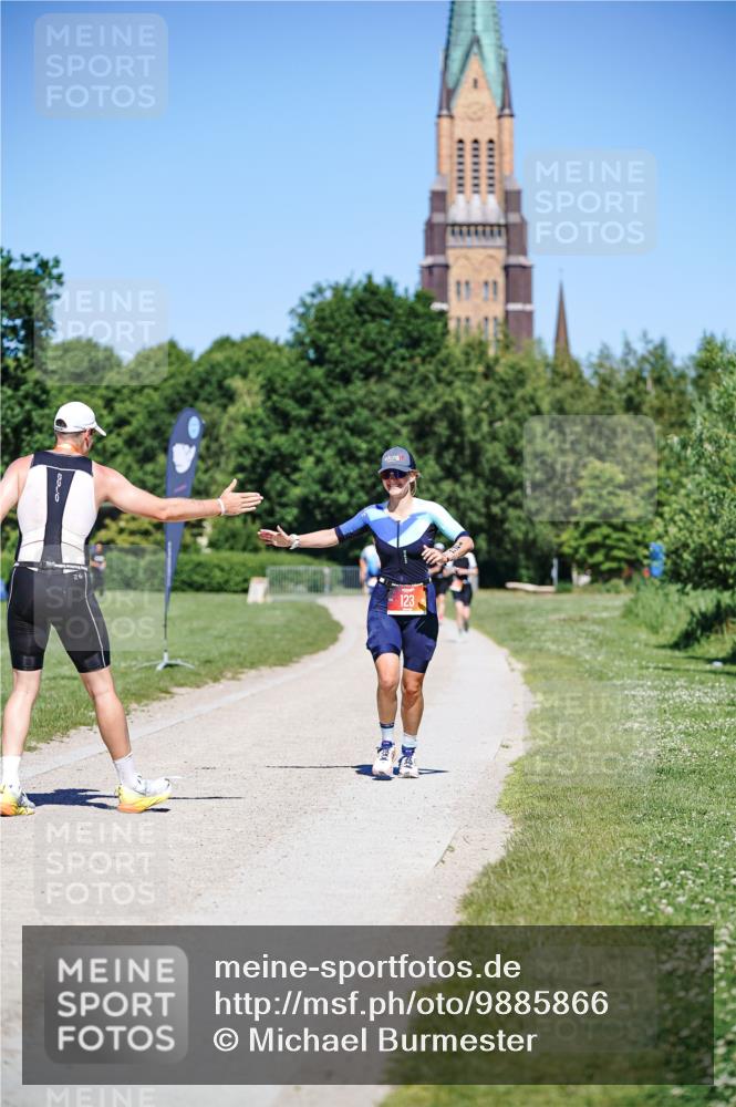 21.06.2026 - Viking Triathlon Michael Burmester http://msf.ph/oto/9885866 21.06.2026 16:10:55 Radfahren  meine-sportfotos.de