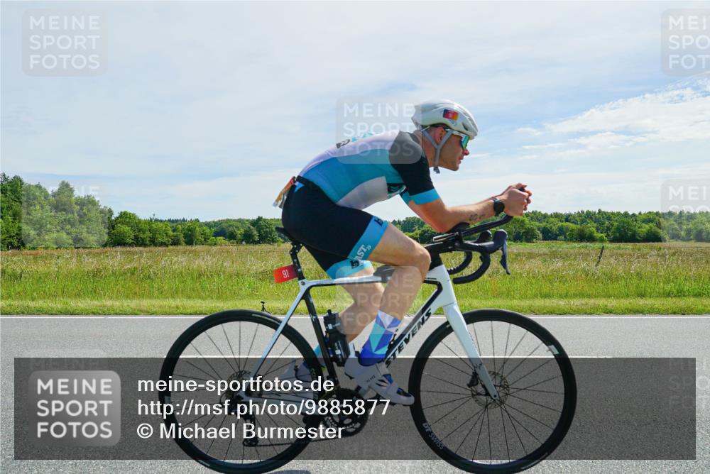 21.06.2026 - Viking Triathlon Michael Burmester http://msf.ph/oto/9885877 21.06.2026 11:40:01 Radfahren 21, 91, 173, 194, 205, 313, 350, 380, 555, 607, 639 meine-sportfotos.de