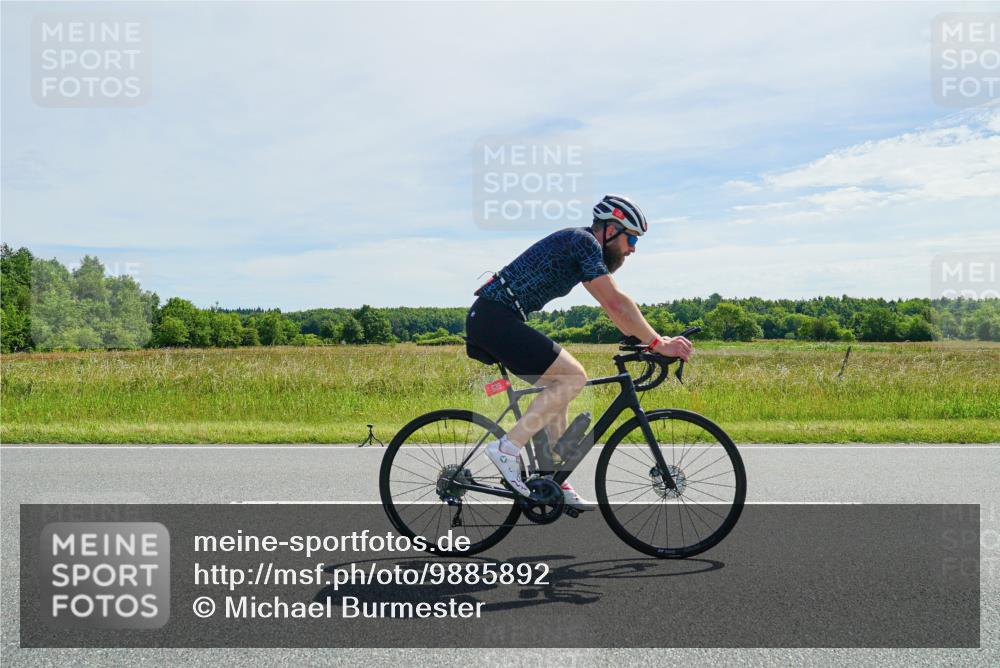 21.06.2026 - Viking Triathlon Michael Burmester http://msf.ph/oto/9885892 21.06.2026 11:40:13 Radfahren 21, 144, 196, 205, 350, 380, 540, 555, 607, 628, 639 meine-sportfotos.de