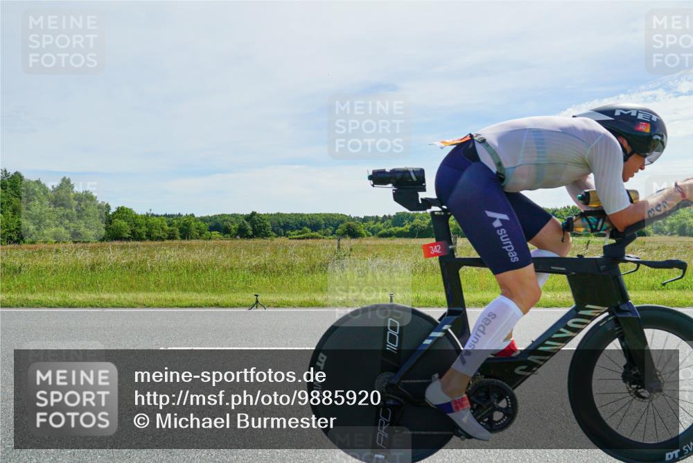 21.06.2026 - Viking Triathlon Michael Burmester http://msf.ph/oto/9885920 21.06.2026 11:40:32 Radfahren 7, 144, 155, 161, 342, 425, 465, 475, 554 meine-sportfotos.de