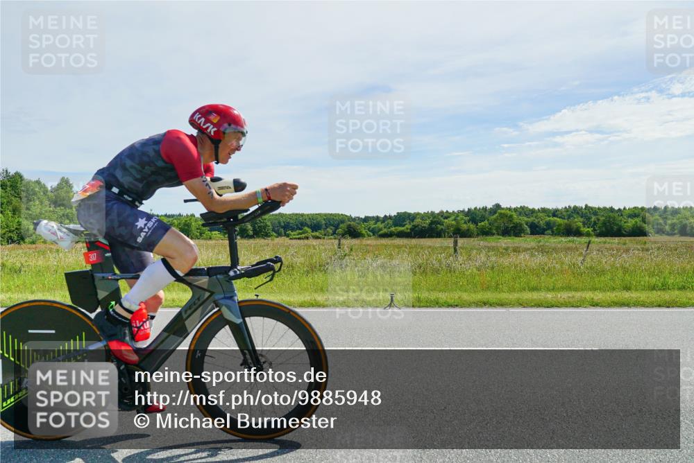 21.06.2026 - Viking Triathlon Michael Burmester http://msf.ph/oto/9885948 21.06.2026 11:40:54 Radfahren 96, 155, 260, 287, 317, 366, 445, 467 meine-sportfotos.de