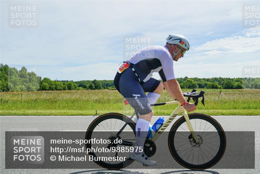 21.06.2026 - Viking Triathlon Michael Burmester http://msf.ph/oto/9885975 21.06.2026 11:41:33 Radfahren 25, 214, 219, 222, 314, 322, 407, 508, 547, 549, 575 meine-sportfotos.de