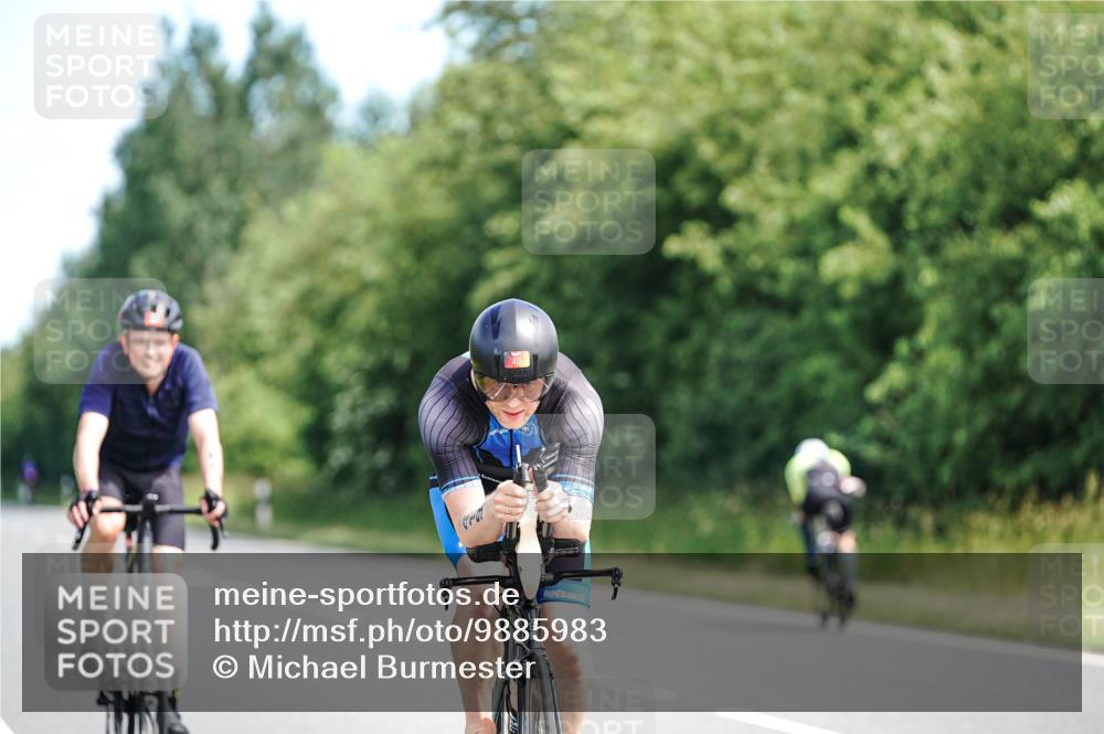 21.06.2026 - Viking Triathlon Michael Burmester http://msf.ph/oto/9885983 21.06.2026 11:25:50 Radfahren 86, 119, 133, 169, 176, 189, 264, 280, 309, 309, 401, 419, 426, 456, 474, 526, 527, 645, 664 meine-sportfotos.de