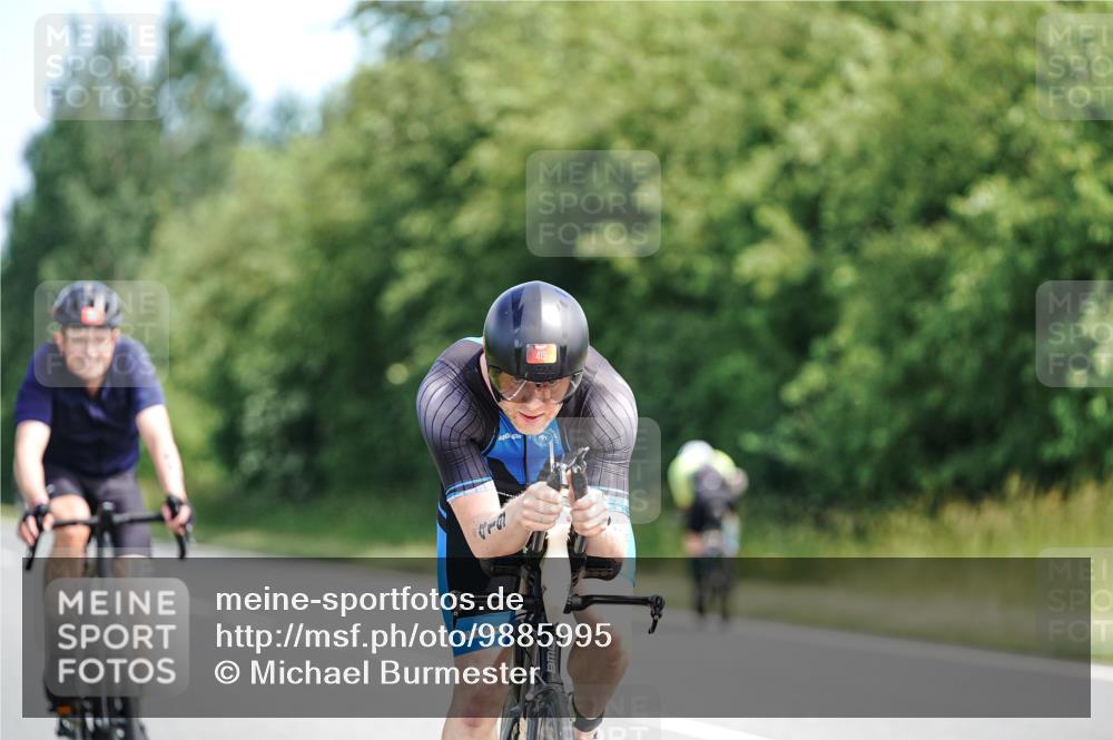 21.06.2026 - Viking Triathlon Michael Burmester http://msf.ph/oto/9885995 21.06.2026 11:25:50 Radfahren 86, 119, 133, 169, 176, 189, 264, 280, 309, 309, 401, 419, 426, 456, 474, 526, 527, 645, 664 meine-sportfotos.de